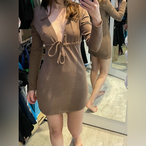 Reformation Karah Dress - Picture 6 of 6